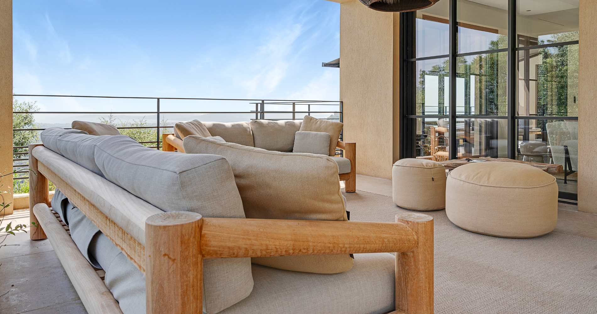 wereldwijde levering - meubili