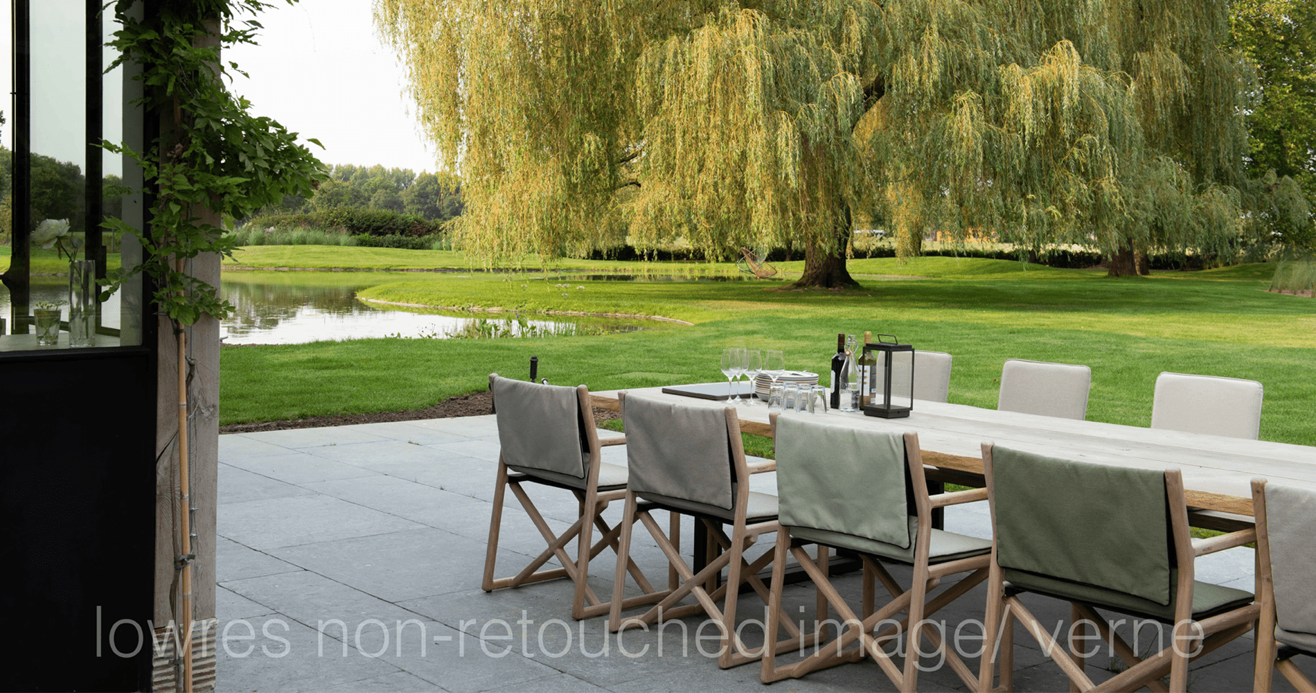 Poolhouse_Kristalia_Liyo_Meubili_Boqa_Tribu_PaoloLenti_Jardinico_Knokke